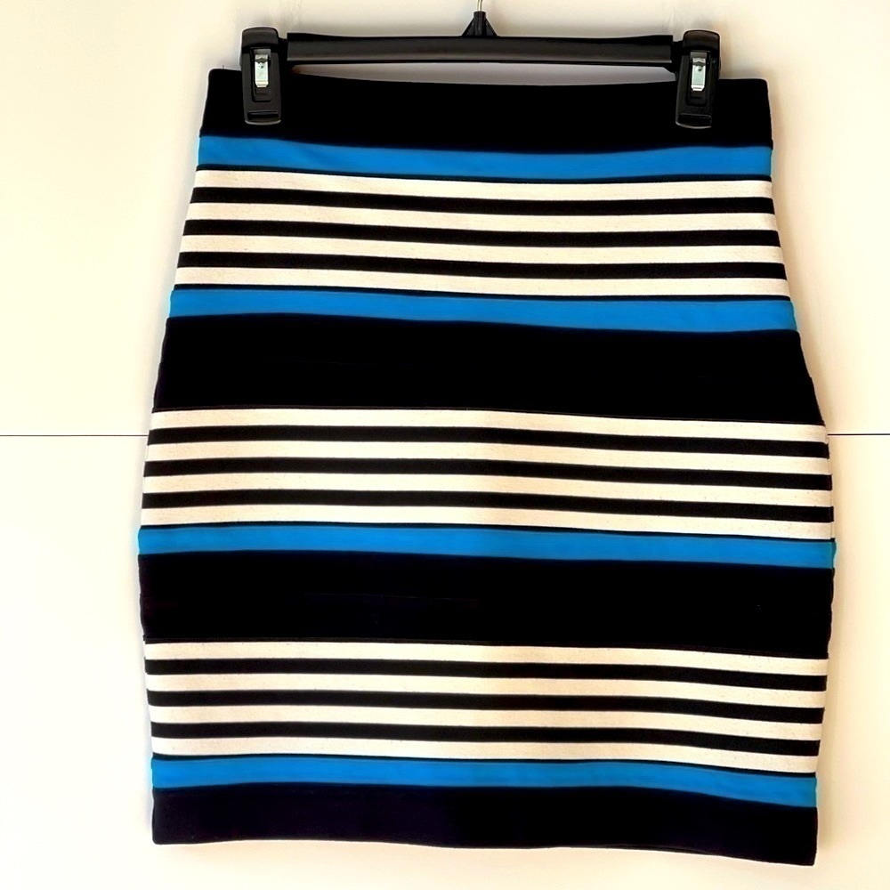 Express Women's Black Striped Bodycon Stretch Short Mini Skirt, Sz 4